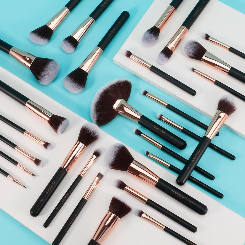 Rose Gold - 28 Piece Makeup Brush Set