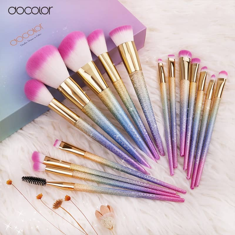 16 Piece Fantasy Makeup Brush Set